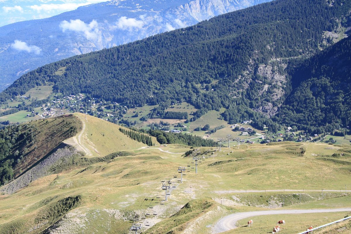 La station de l'Alpe du Grand Serre en été