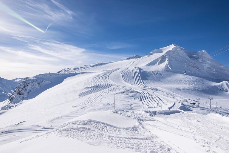 Le glacier de la Grande Motte à Tignes et son enneigement exceptionnel