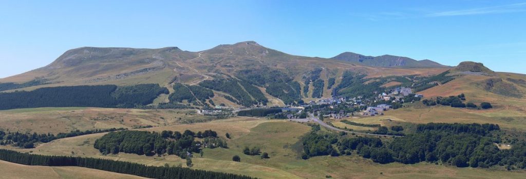 La station de Super Besse en été