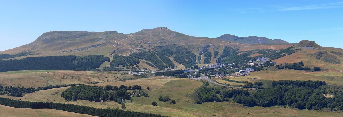 La station de Super Besse en été