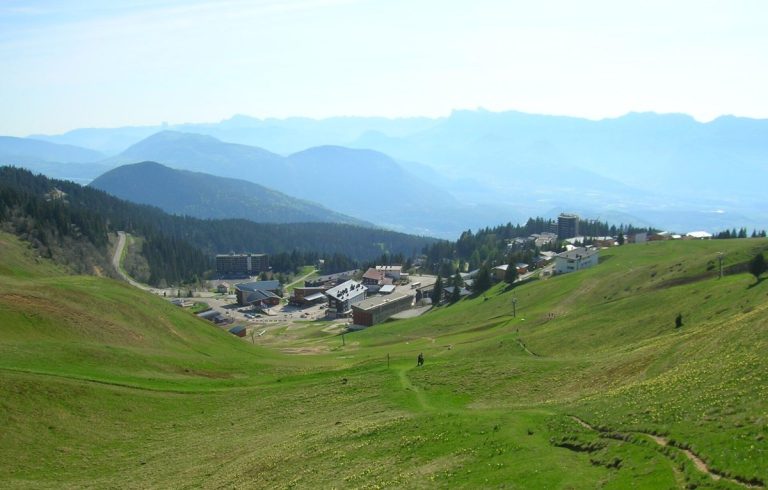 Chamrousse 1650 (le recoin) en été