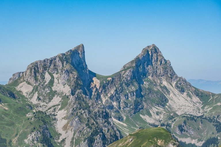 La dent d'Oche, à Bernex, dans le massif du Chablais