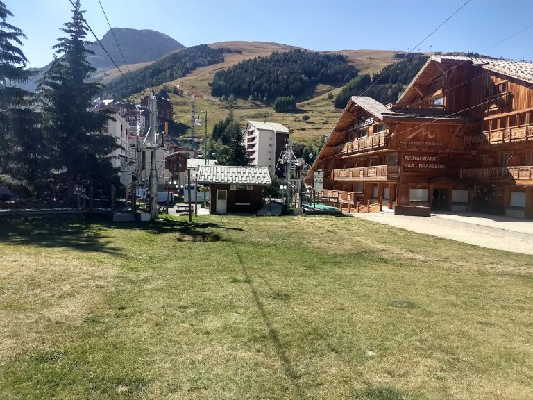 Le centre de la station des Deux Alpes