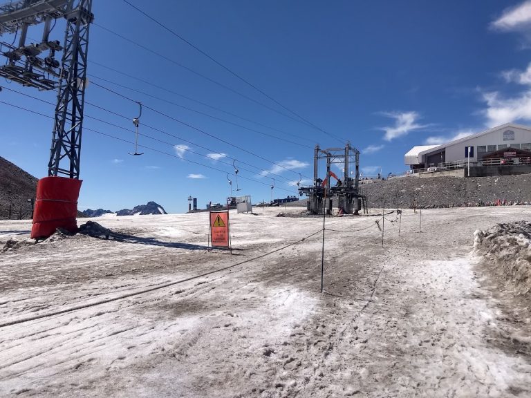 Ski en juin et juillet à la station des Deux Alpes