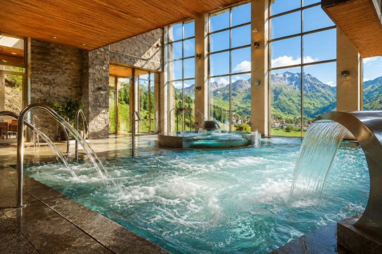 Une illustration d'un SPA à Val Thorens en été