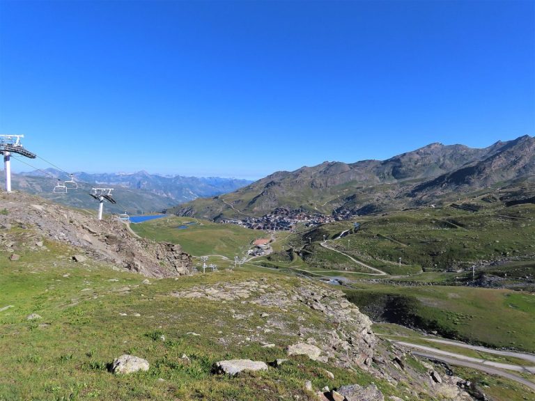 Un télésiège à Val Thorens en été