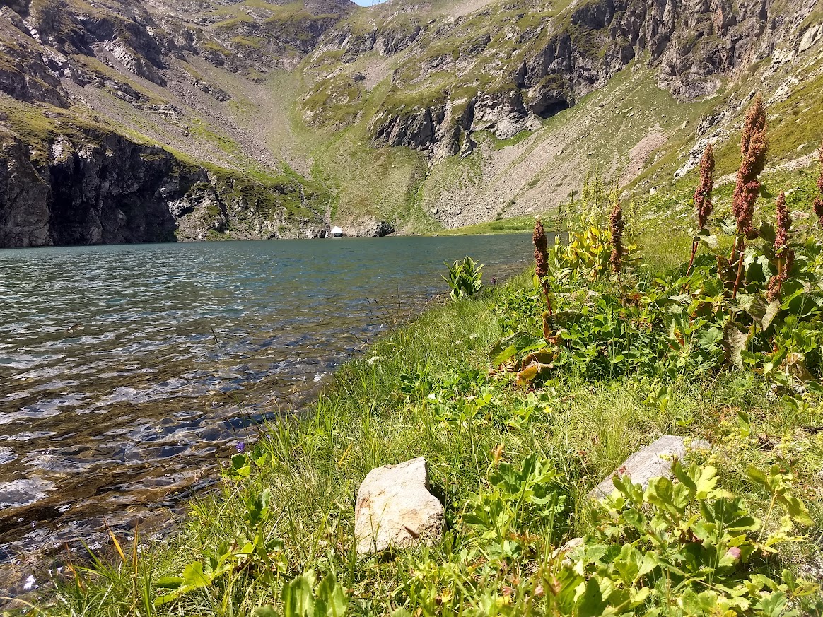Le lac du Lauvitel dans le Parc des Ecrins