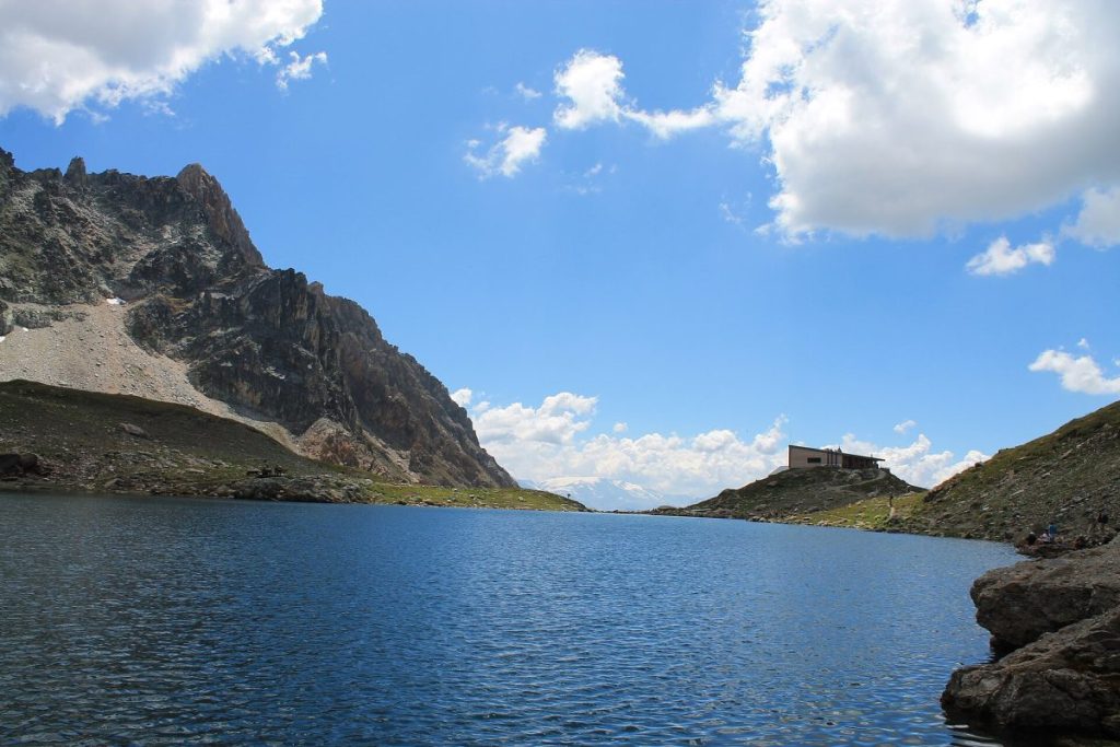 Le Lac et le refuge de Presset