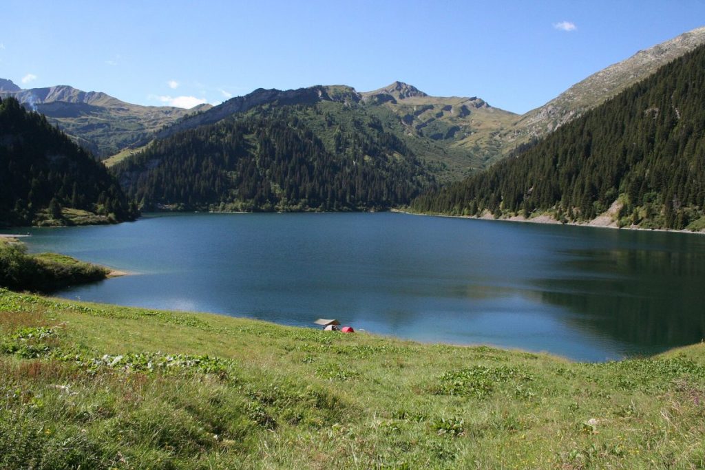 Lac de Saint-Guérin dans le massif du Beaufortain