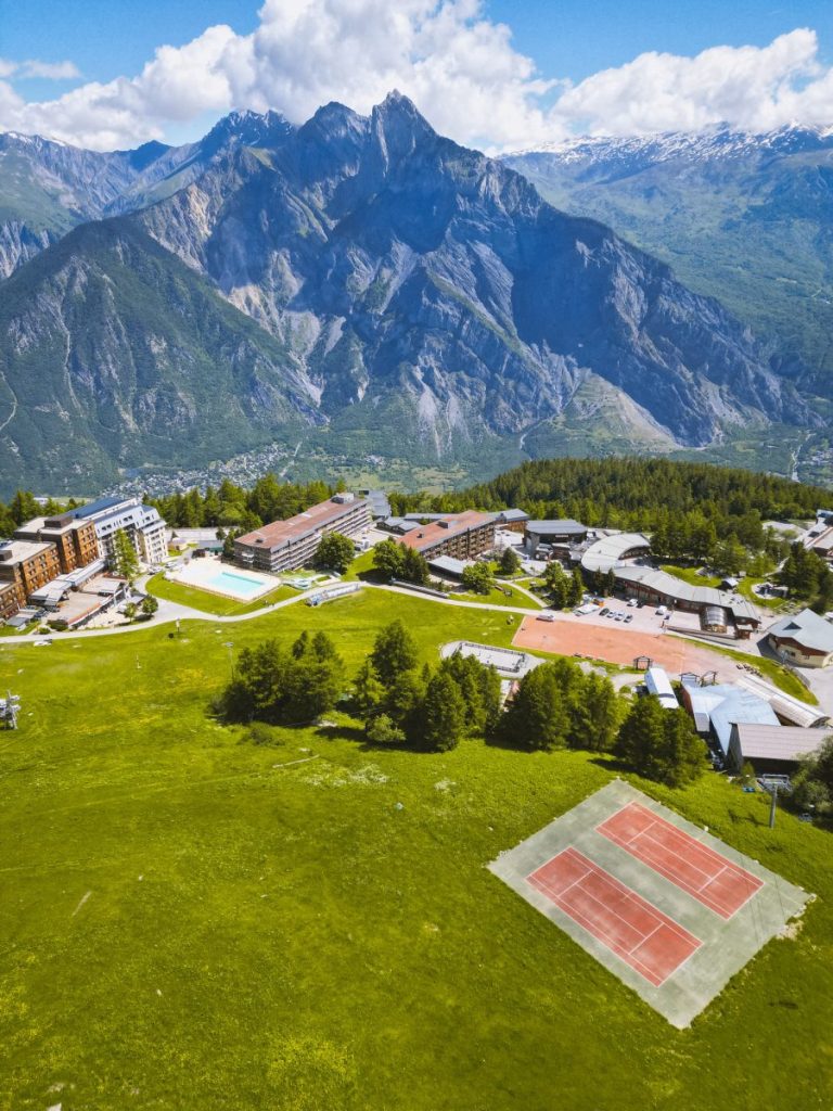 La station des Karellis en été