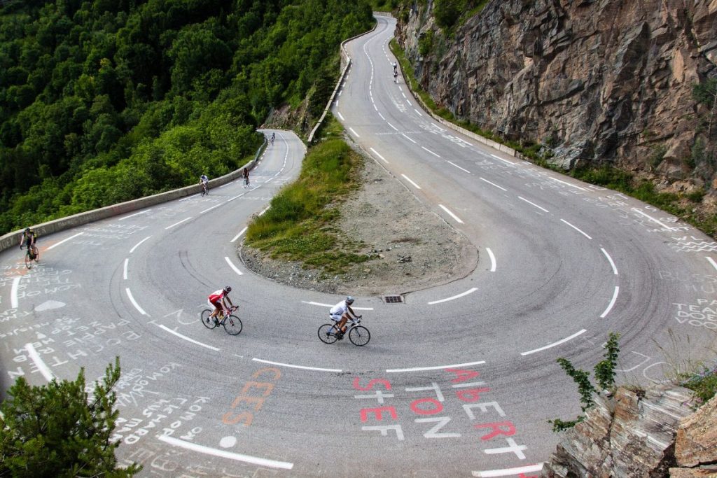 La montée de l'Alpe d'Huez