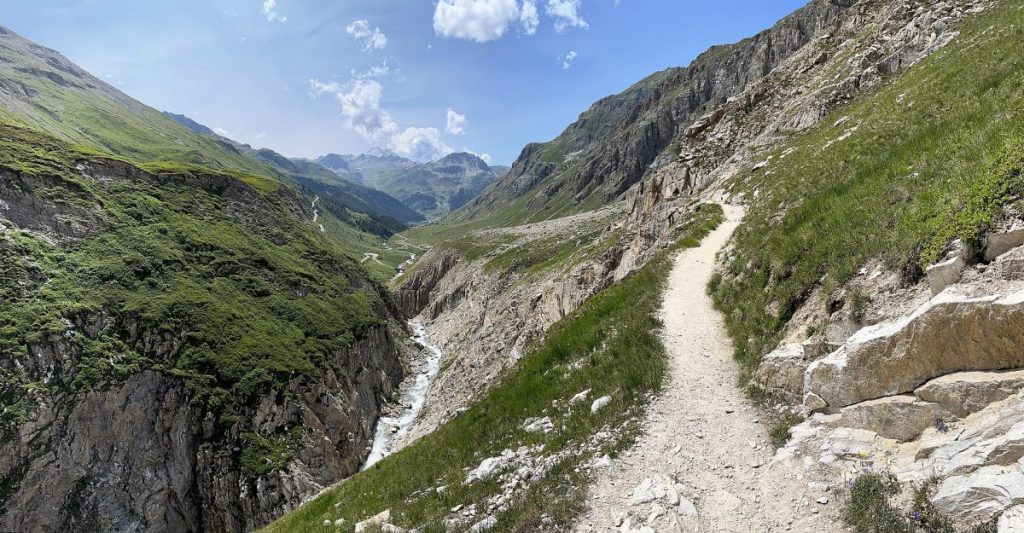 Un sentier pour le trail et la randonnée à Val d'Isère