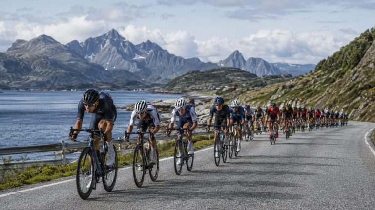 Les concurrents du Arctic Tour 2026 en Norvège