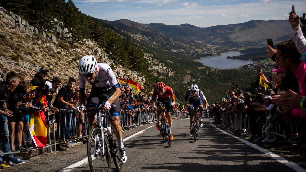 Les coureurs sur le Tour de Burgos 2026
