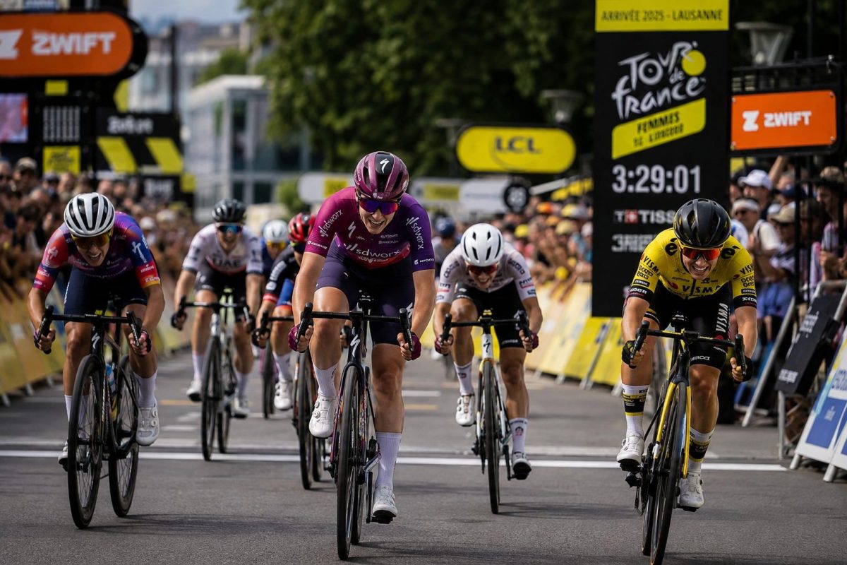 Arrivée d'étape à Genève lors du tour de france femmes 2026