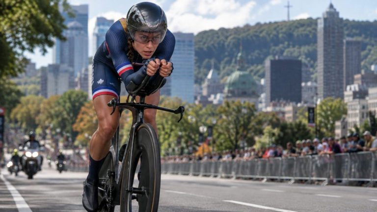 Une concurrente des championnats du monde CLM de cyclisme à Montréal en 2026