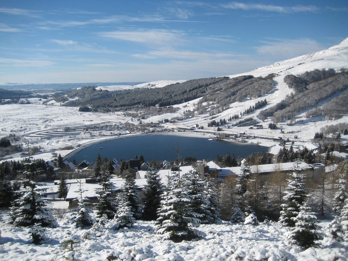 La station de Super Besse en hiver
