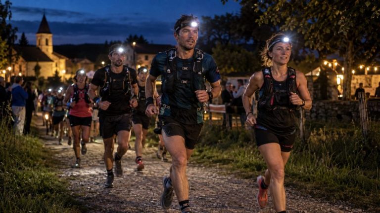 Des concurrents du trail Biz Night 2026