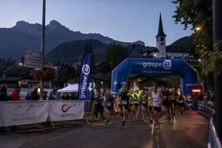 Les coureurs du Groupe E Tour en Suisse en 2026